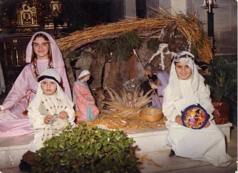 Día de Reyes. Nacimiento en el Altar de la Iglesia de San Javier (Álbum familiar)